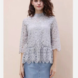 Chic Wish women's size crochet grey blouse, scalloped edges
